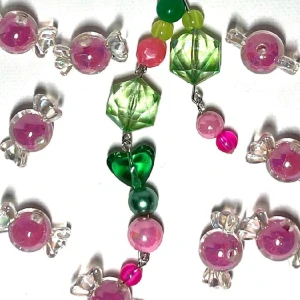 Gröna nyckelring - Världens finaste handgjorda keychain i färgen Päron för endast 15 kr!❤️