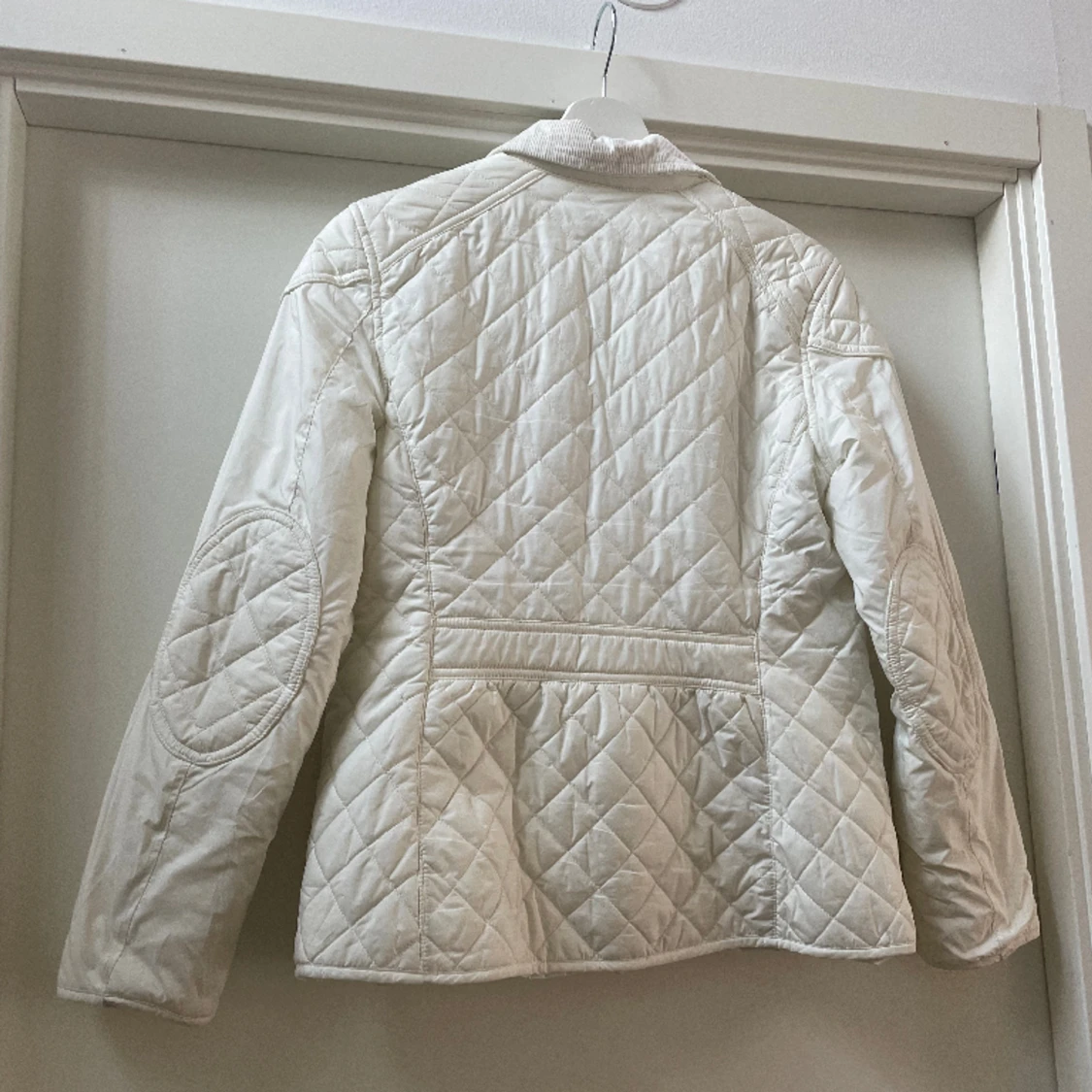 Vit Ralph lauren jacka  - 91