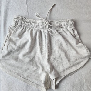 Tygshorts - Tygshorts i superfint skick, använda 1 gång💓