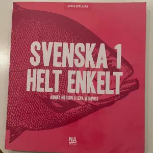 Svenska 1 kursbok säljes då jag inte längre behöver den pga avslutad kurs.  Skickas endast med post och frakt tillkommer