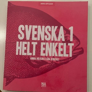 Svenska 1 kursbok  - Svenska 1 kursbok säljes då jag inte längre behöver den pga avslutad kurs.  Skickas endast med post och frakt tillkommer