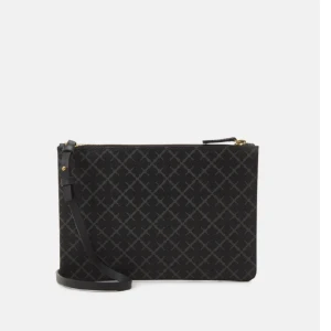 Malene Birger väska - Super fin väska som tyvärr inte kommer till användning. I bra skick. Inga defekter. Nypris 900kr