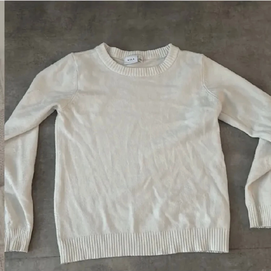 Vila stickad tröja  - 91