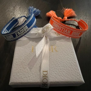 Dior armband - Kommer inte till användning tyvärr, otroligt bra skick
