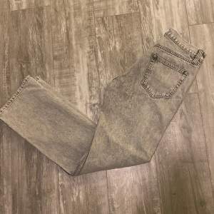 Hope Rush jeans stl 29 i nyskick, endast provade. Innerbenslängd 78 cm 