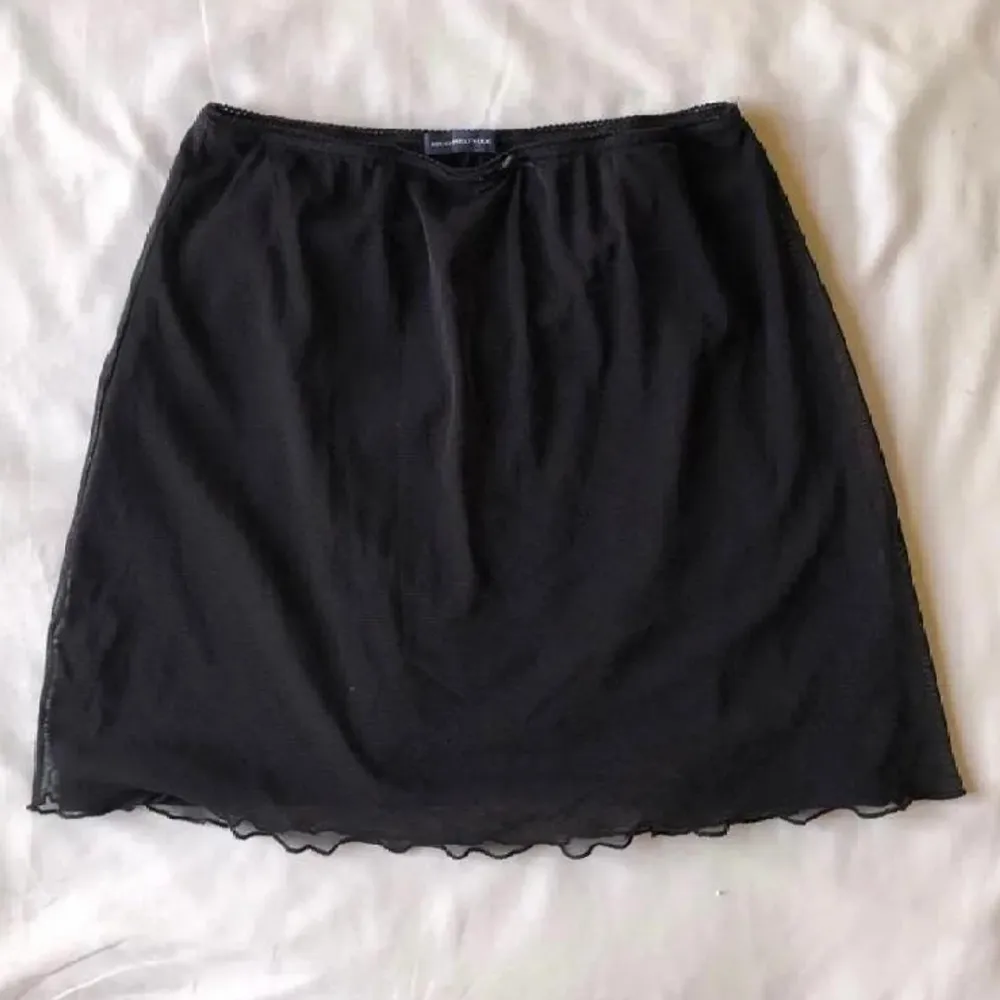 Den finaste kjol från Brandy Melville ❤️ säljer då den inte används så mycket. Jättebra skick 💕  Tryck gärna på köp nu 🫶. Kjolar.