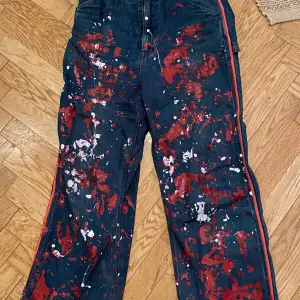 Needles Splatter Paint Jeans Storlek medium 100% bomull  Used