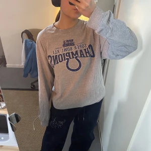 Tröja  - Cool super bowl champions tröja i tunnt material. Skriv för frågor 😙