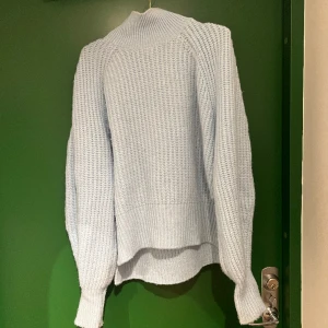 Stickad tröja LXA - Finns ej att köpa på LXAs hemsida 