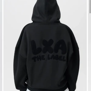 Lxa hoodie - slutsåld lxa hoodie, fint skick 🖤