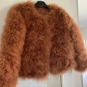 Bolero fest jacka - Storlek 36-38 helt ny aldrig använd 