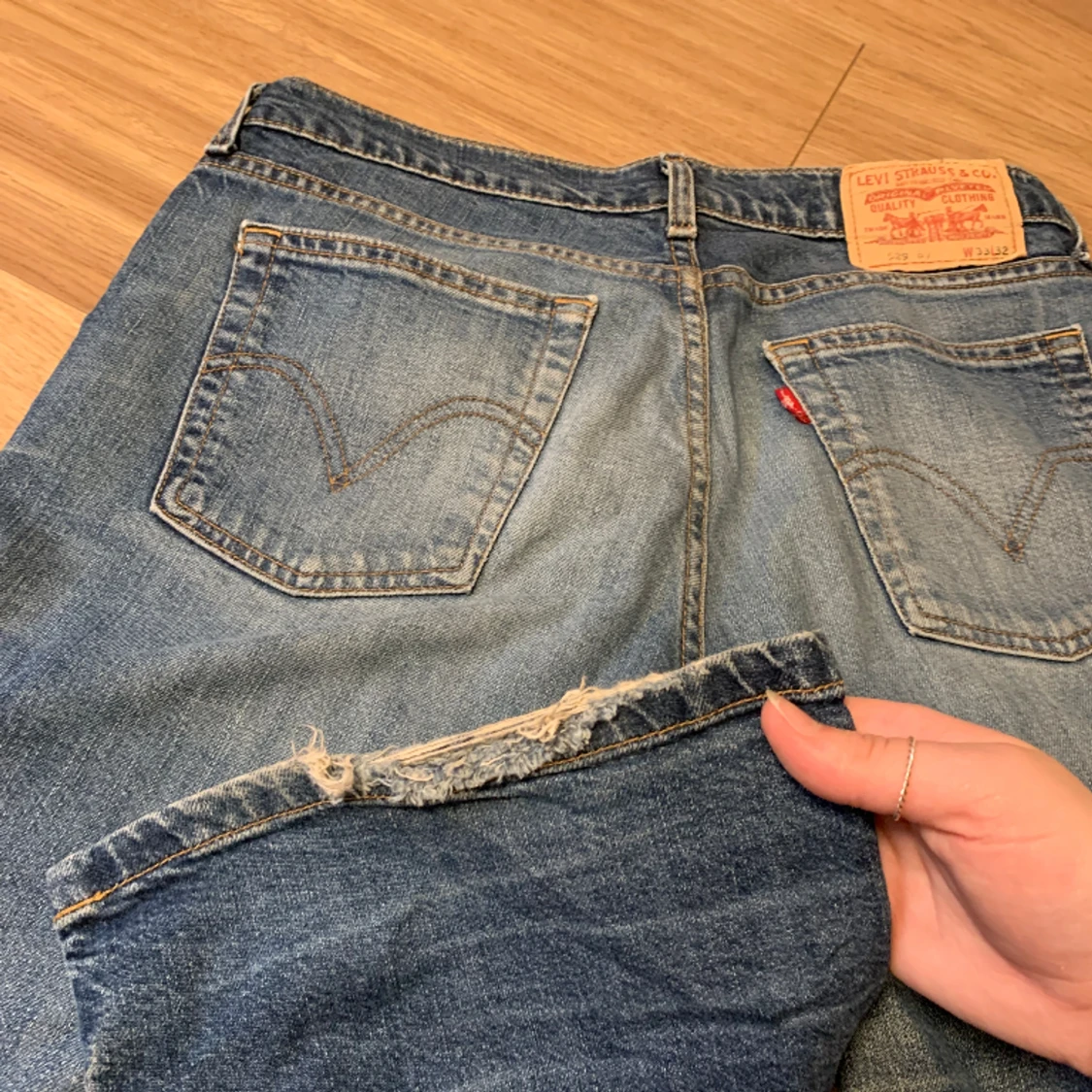 Lågmidjade bootcut Levis jeans - 91