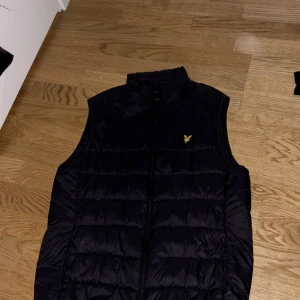 Lyle scott  - Helt ny 
