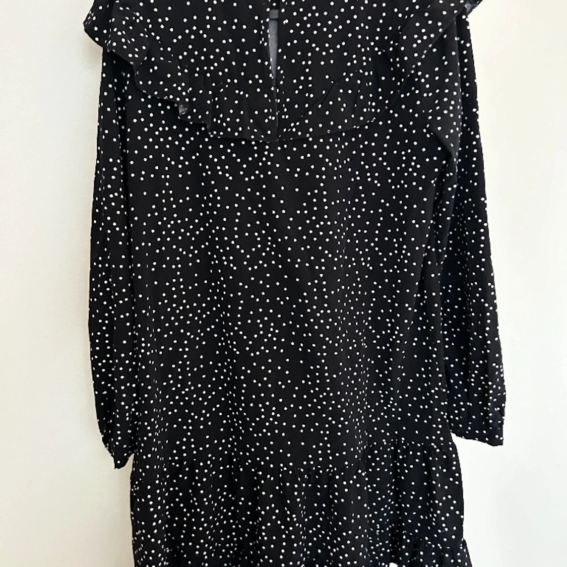 Prickig klänning  - 90