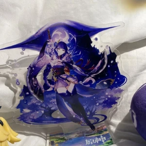 Raiden Shogun resin stand - Säljer pga att jag Inte intresserad I spelet längre