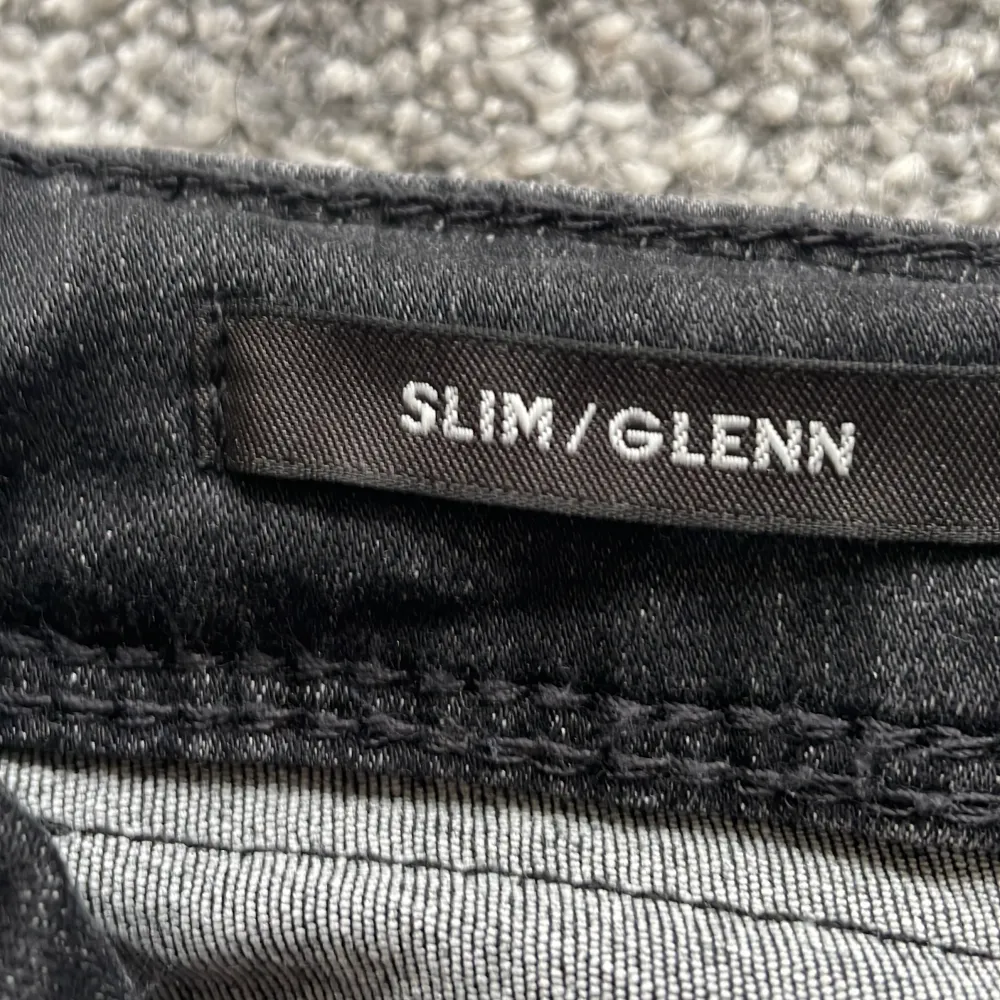 Slim fit Jack & Jones jeans i svart storlek w29 l32. Jeans & Byxor.