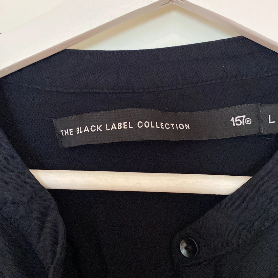 Svart lång skjorta  - 90