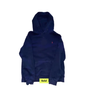 Ralph lauren  - Vill byta min ralph louren hoodie mot en mindre storlek. Jag köpte min här på plick och den är jättefin men den är för stor. Jag kan byta mot en grå, zipp elr ngn annan model eller den som jag redan har. Den är i storlek s/m och jag vill ha en mindre