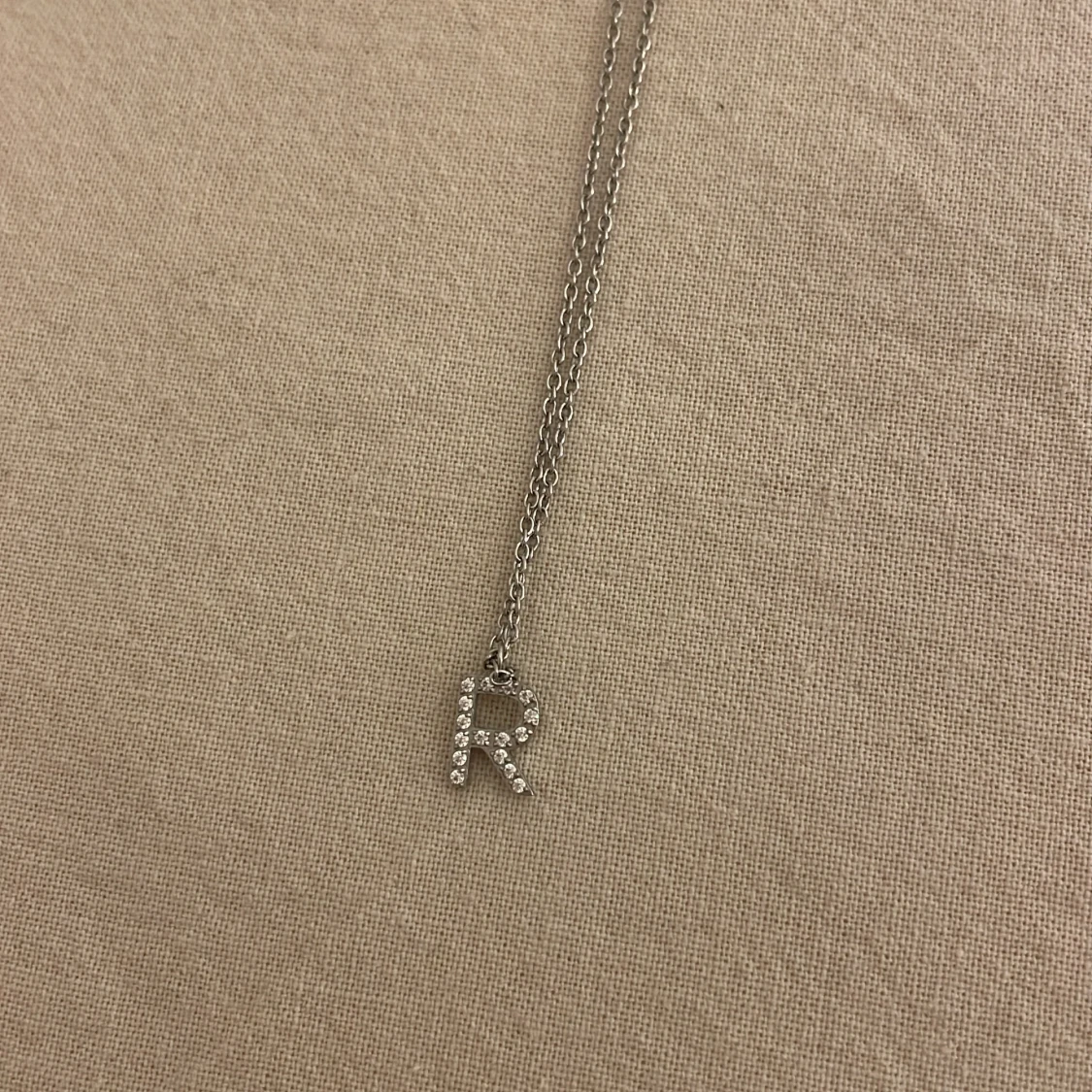 ”R” edblad halsband - 91