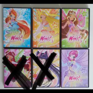 Hej! Jag söker dvd:s från serien winx club säsong 1 och 3! Hela säsong 3 (förutom de jag har kryssat för), och hela säsong 1 förutom vol. 2, 3, 4 och 5 (bilderna är några exempel på de jag inte har och därmed söker) Hör gärna av dig om du vill sälja!