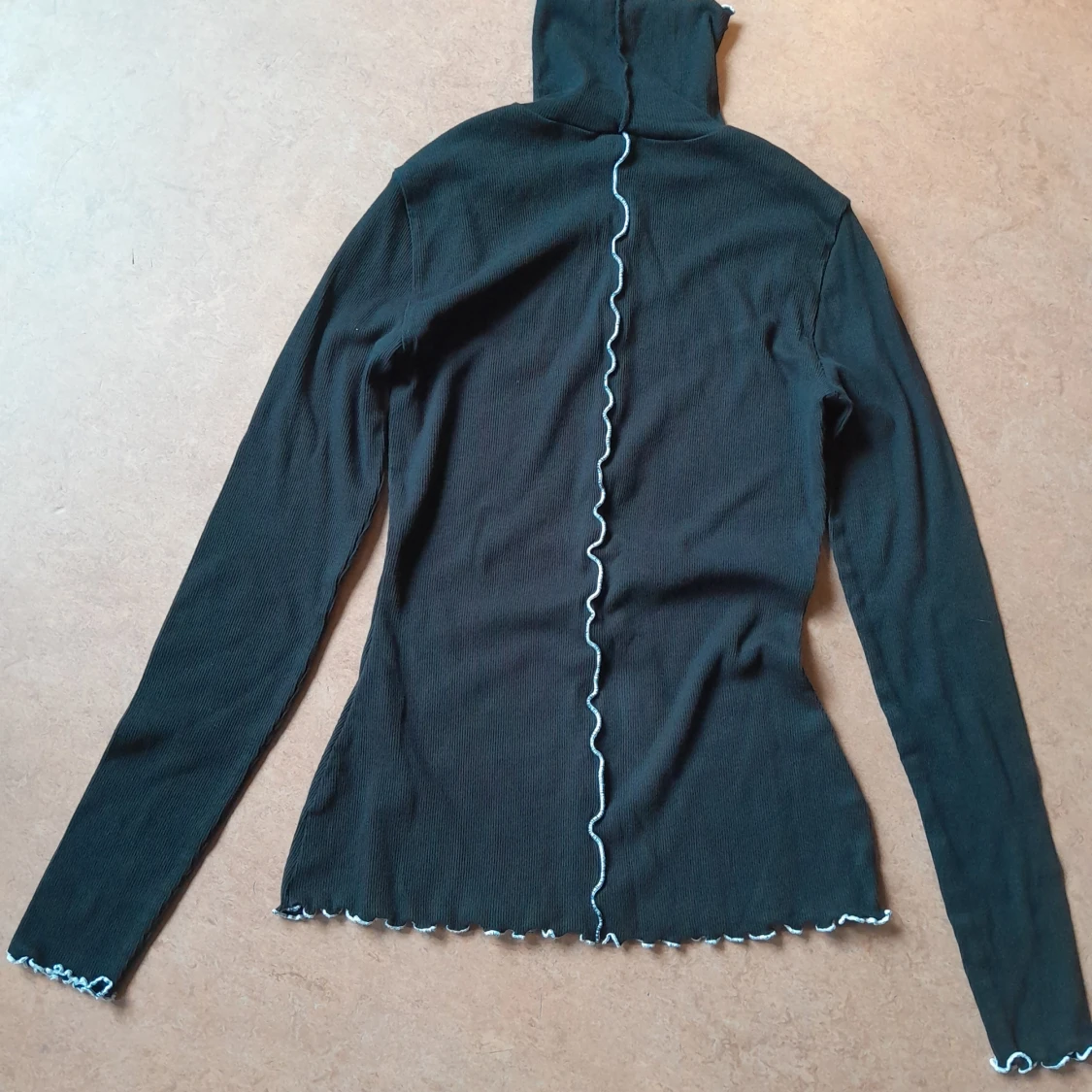 Svart Tröja med Toppsömmar - 90