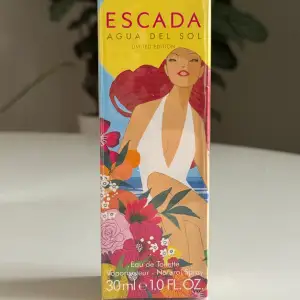 Oöppnad Escada parfym 30 ml. Nypris 1000