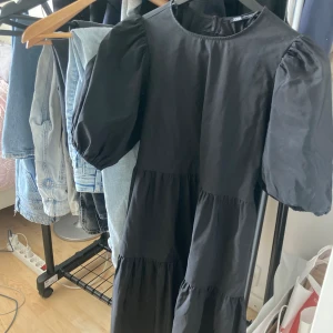 Zara klänning - Klänning från Zara, storlek S. Aldrig använt💗