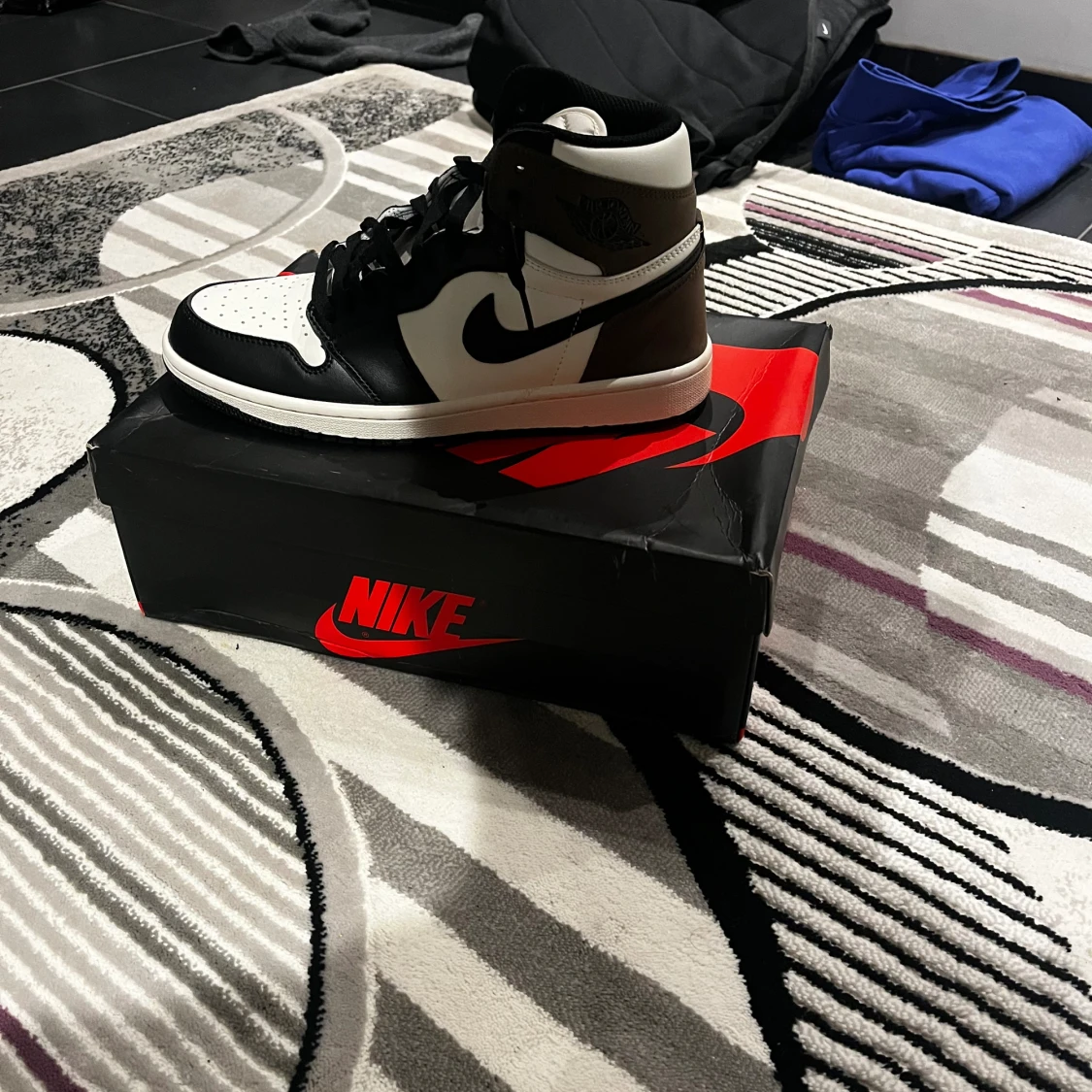 Jordan 1 mocha - 90