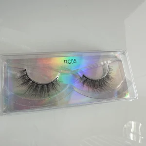 Lösögonfransar  - Snygga Cateye lösögonfransar 🤩 man känner sig så snygg med dessa fransar och man får de dragna kattiga ögon 😻 skulle de även vara lite långa för ögonlocket kan man klippa i kanterna så det passar ögonlocket helt perfekt 👌🏻✨