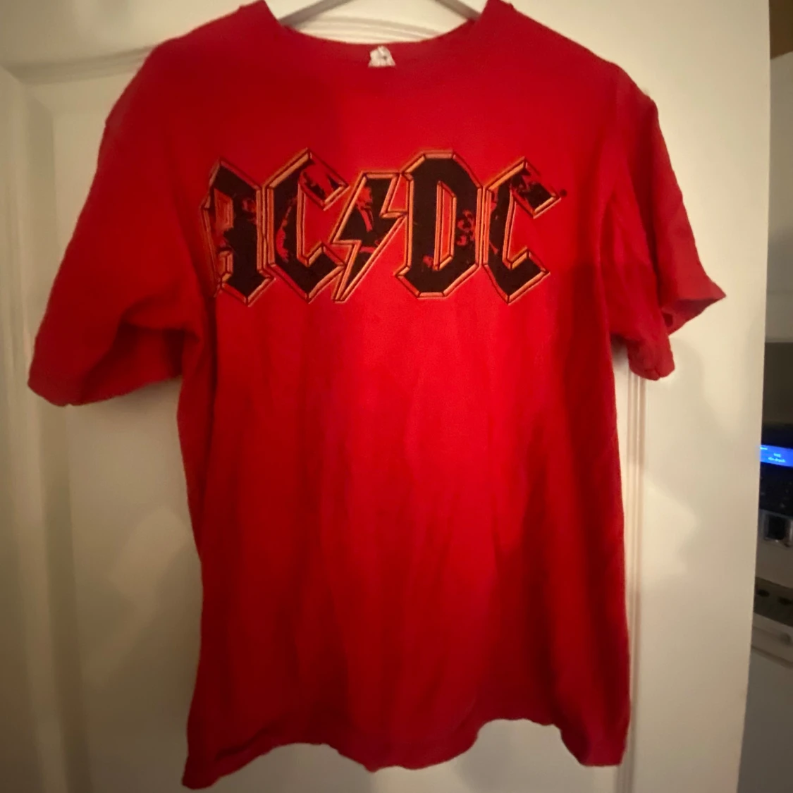 Röd Acdc tröja❤️⚡️