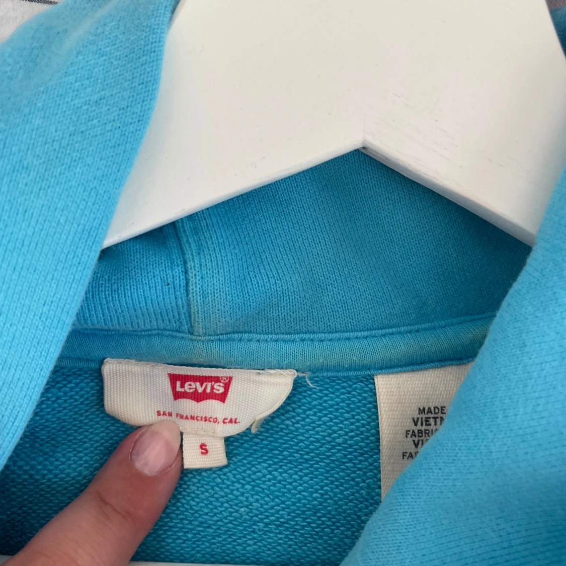 Blå hoodie från Levi's - 90