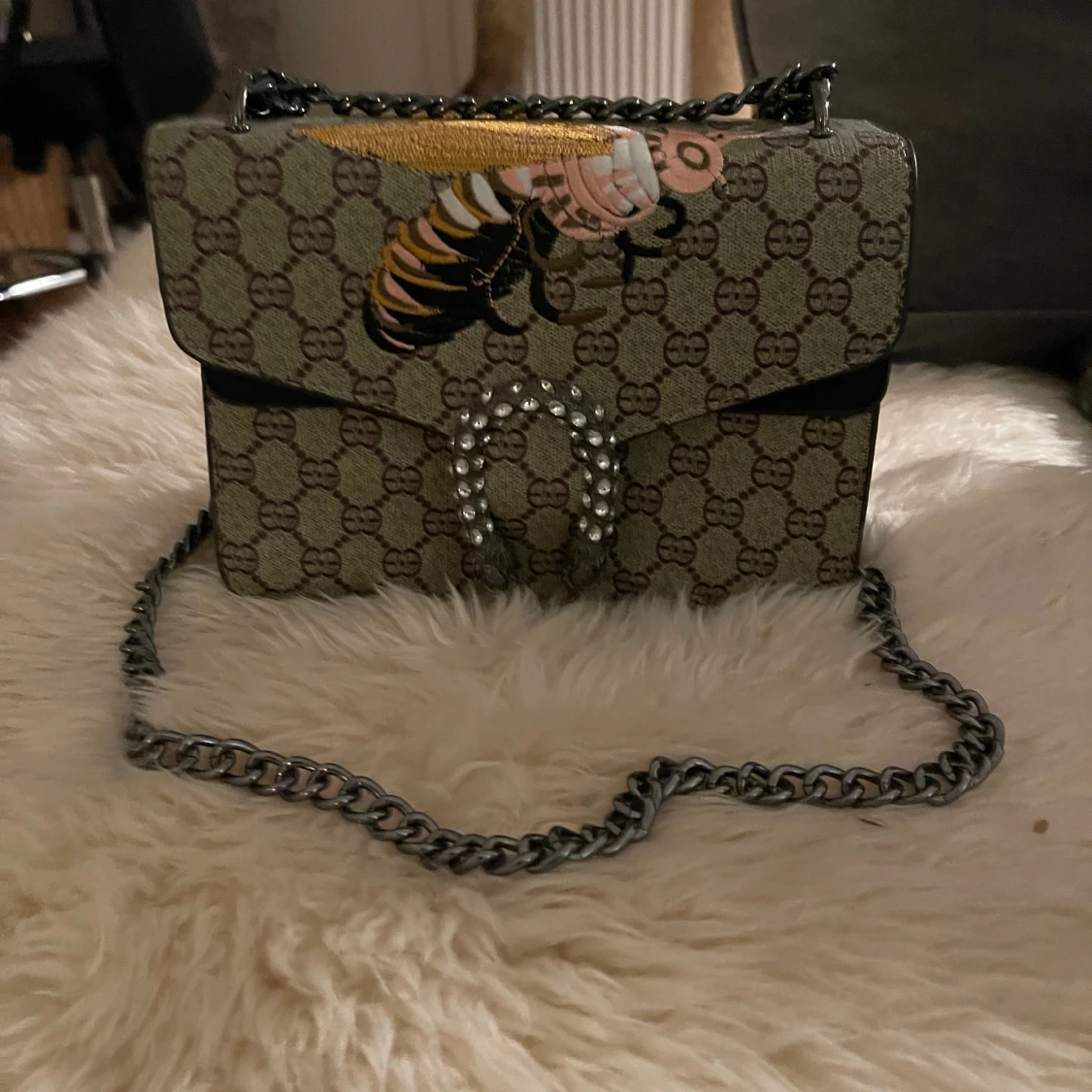 Gucciliknande väska