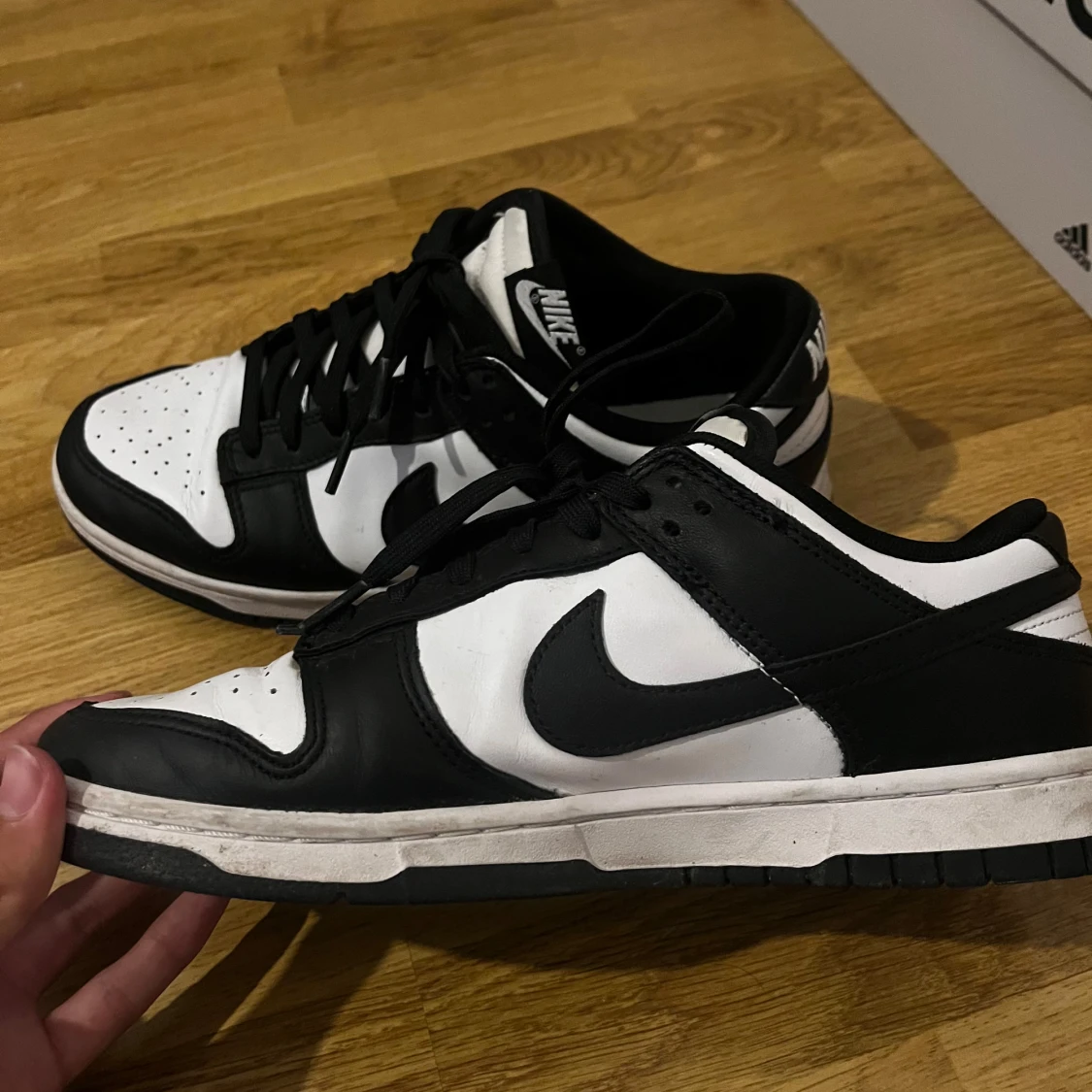 Svartvita sneakers från Nike - 91