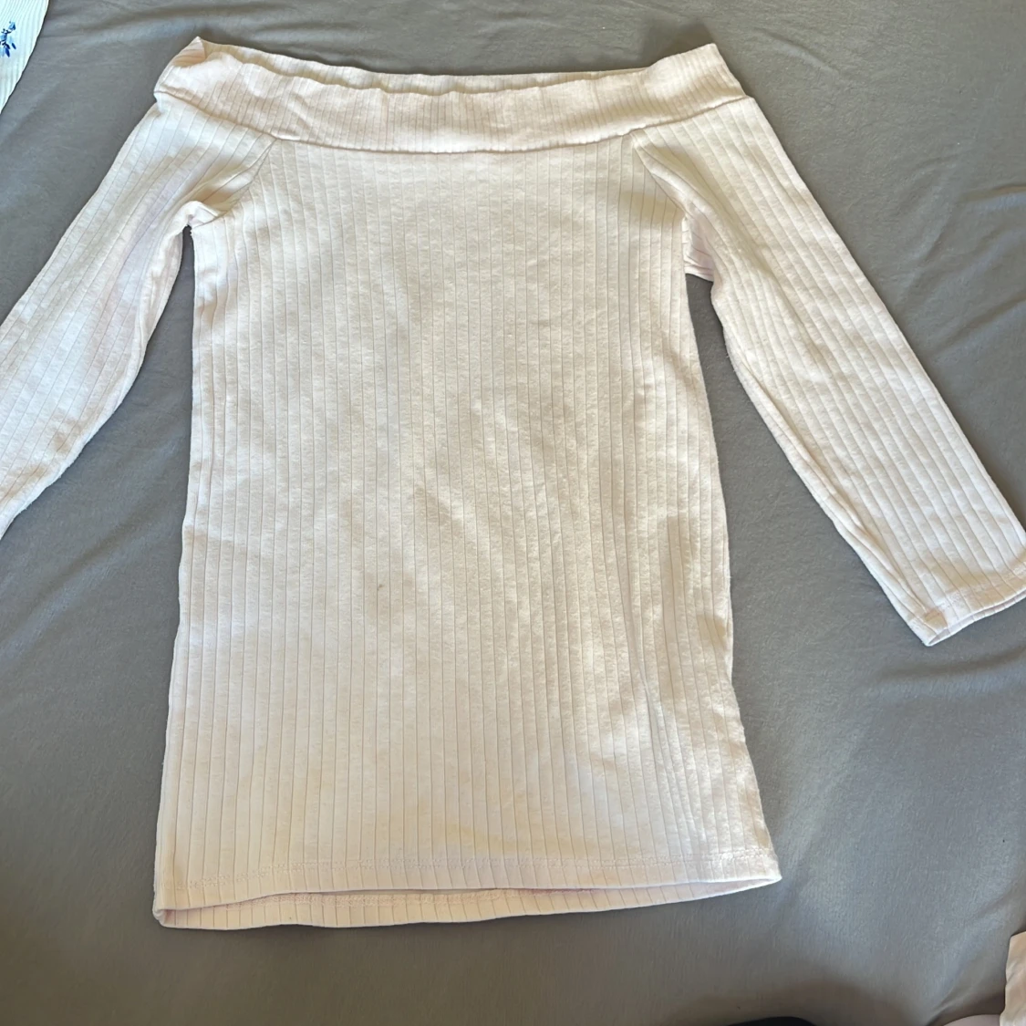 Rosa off shoulder topp - 90