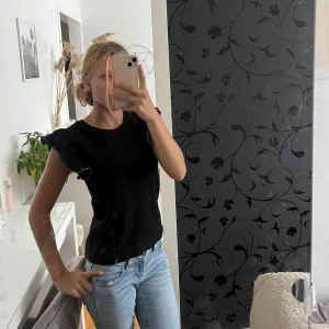 Fin tröja från Zara💕 - T-shirt från zara i nyskick❣️