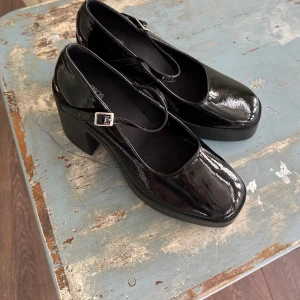 Asos skor 39 - Ej använda ute