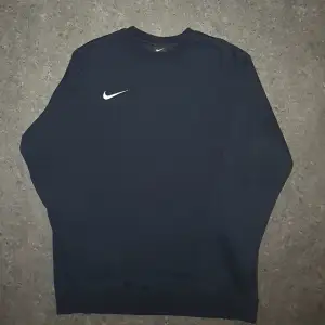 Vintage Nike Swoosh Sweatshirt Small Logo Nypris 559Kr ✅️