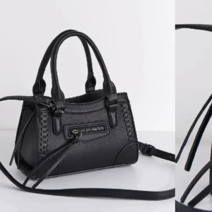 Svart Gina tricot väska  - Säljer min alldeles nya Gina väska fick den i julas använd 2-3 gånger 