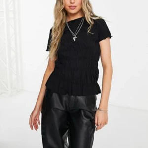 Topp  - Topp från topshop, i storlek s