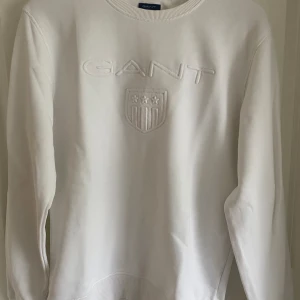 Gant Sweatshirt - Säljer min Gant sweatshirt, skick 8/10