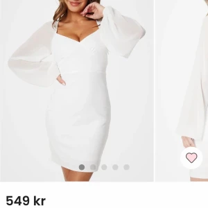 SÖKER - Om någon har den klännig i stl 34-36 skriv ! Så kan diskutera priset :)