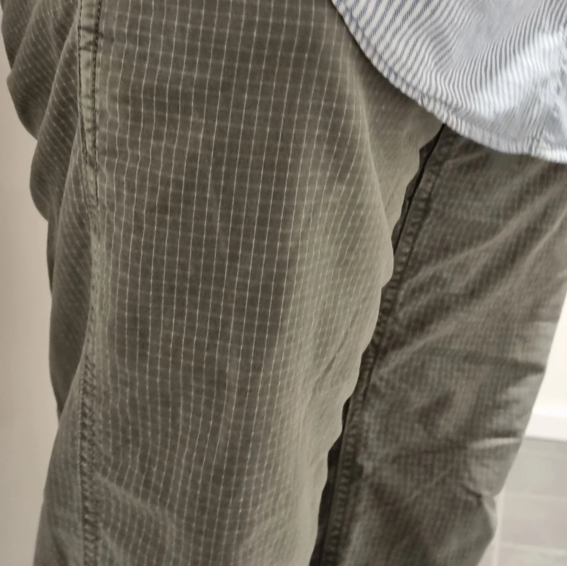 Rutiga gråa byxor!  - 90