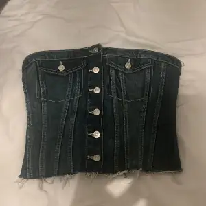 Jättefin jeans korsett från zara aldrig använt 