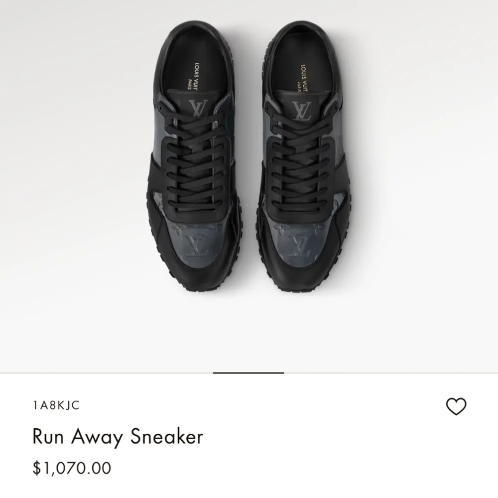 Säljer nu mina Louis Vuitton Run Away sneakers i storlek 42. Endast använda ett fåtal gånger. Nypris 11000kr mitt pris 4999kr Finns kvitto . Skor.