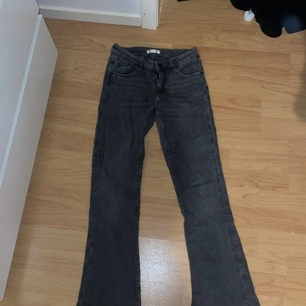 Jätte fina jeans från Gina Young i stolek 158 / xxs. Jeans & Byxor.