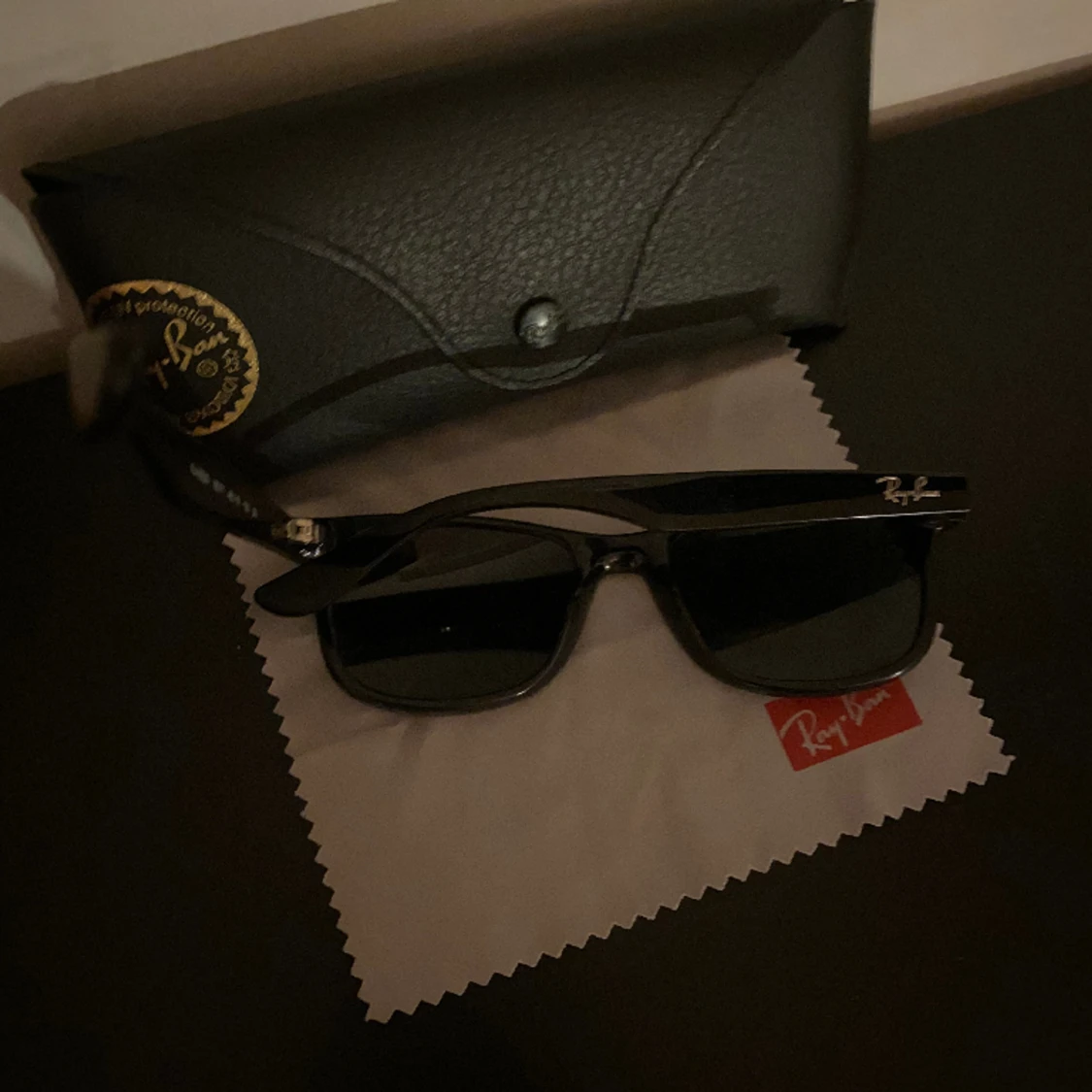 Rayban solglasögon  - 90