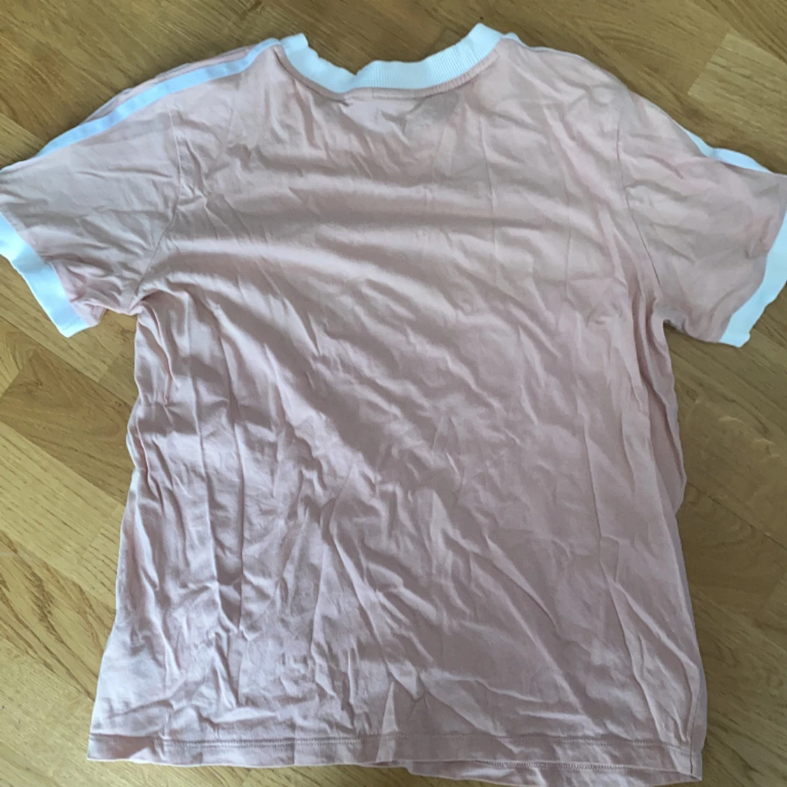 Adidas t-shirts  - 90