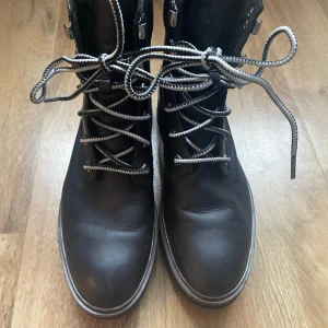 Timberland Leather Boots - Great condition, worn few times.