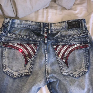 Robins Jeans - Robins Jean Jeans SKIT HARD Size 36 men sitter exakt som ett par robins i size 34 Heel drag och klippta i botten men annars inga flaws