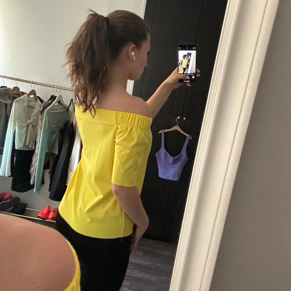 Gul off shoulder tröja - 90